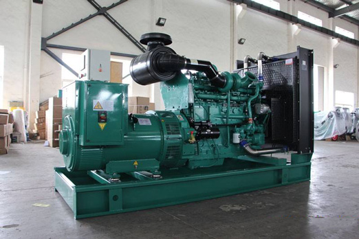 乃东320kw康明斯柴油发电车出租组图片 乃东320kw康明斯柴油发电车出租组图片